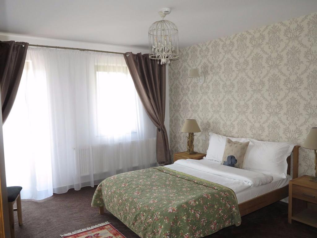 Pensiunea Doina Bucovinei Hotell Mînăstirea Humorului Eksteriør bilde